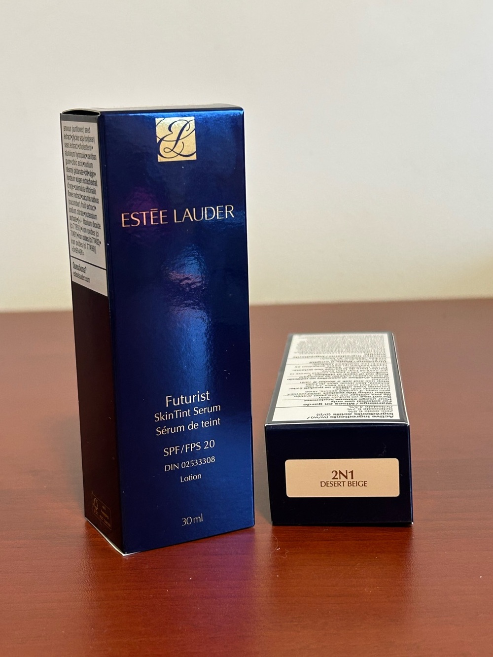 Estée Lauder Futurist Skin Tint Serum
Foundation SPF 20- 2N1 Desert Beige